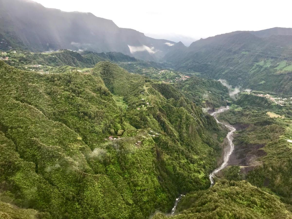 Lounge des hauts 3 maisons à L'étang-Salé sans vis à vis avec vue panoramique Océan et Montagne Extérieur photo